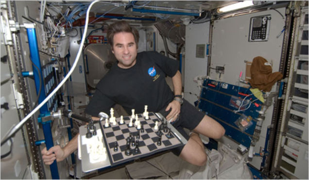 Orbiting Aliens Can Leech Internet Access From ISS Thanks to New Wi-Fi Network