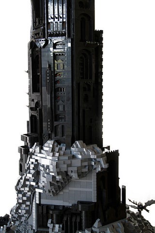 LEGO Mordor cannot be reached with plastic eagles