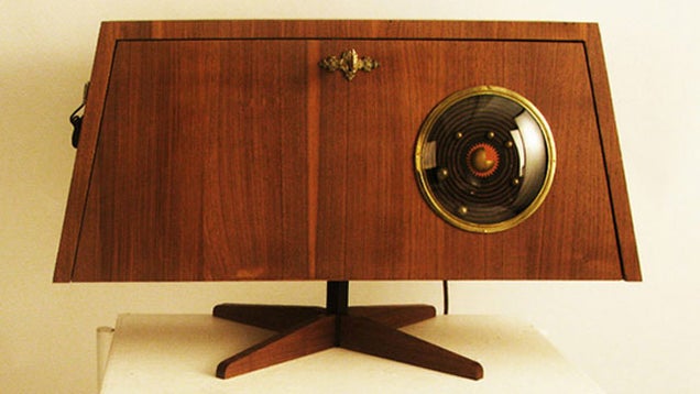 The Custom PC of Yesterday's Future, Today