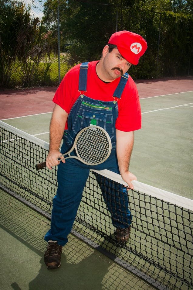 Sexy Marios A Back Ready To Play Some Sexy Tennis