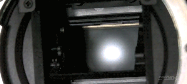 Watch the guts of a DSLR camera in action at 10,000 frames per second