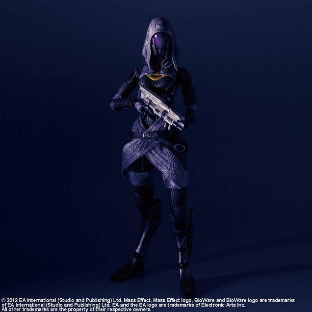 Get a Good Look at This Year's New Mass Effect, Hitman, Metal Gear & Devil May Cry Action Figures