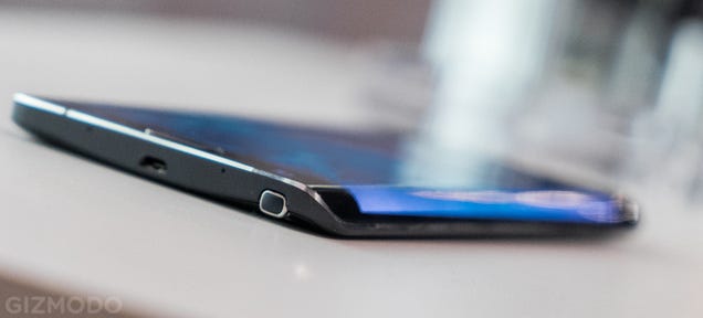 The Samsung Galaxy Note Edge Is One Weird-Looking Smartphone