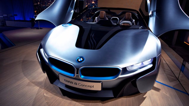 How the BMW i8 Concept Makes Green Look Gorgeous
