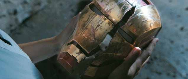 Iron Man 3 trailer screencaps reveal Tony Stark's worst nightmares. Plural.