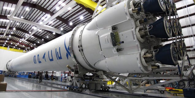 Por qué es imposible utilizar cohetes eléctricos, según Elon Musk