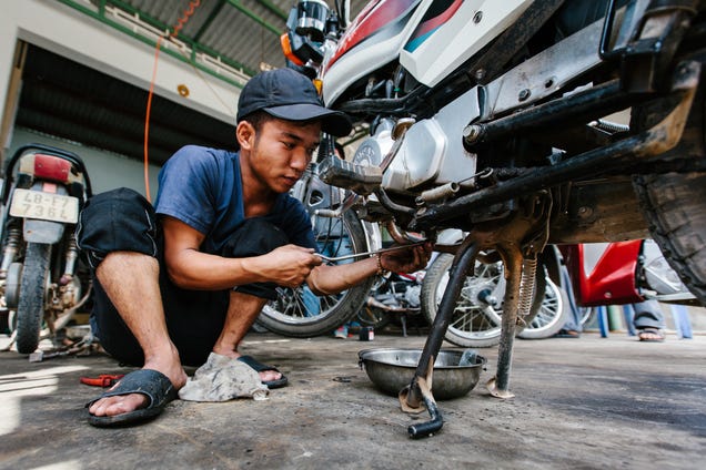 I'm Riding A $450 Motorcycle Across Vietnam