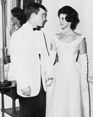We're Suckers For Random Celebrity Prom Pictures