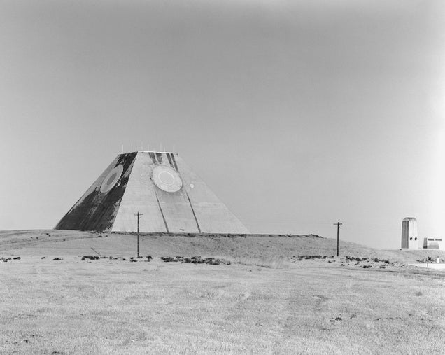 A Creepy Statist Pyramid in the Middle of Nowhere Built To Track the End of the World Zeebzsamvvyg1neq4oa3