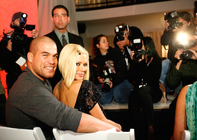 Jenna Jameson's Ultimate Fighting Boyfriend Arrested for Beating Her Up