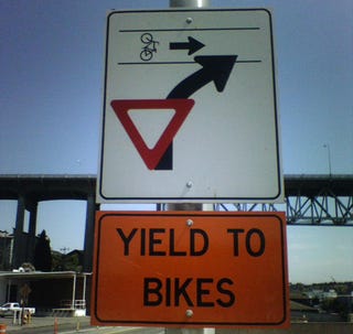 America's 10 Most Confusing Traffic Signs