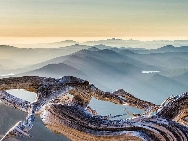 The horrible beauty of Mount Hood, Oregon