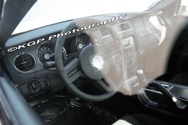 2010 Ford Mustang Interior Revealed; Shows Evolutionary, Not Revolutionary Changes