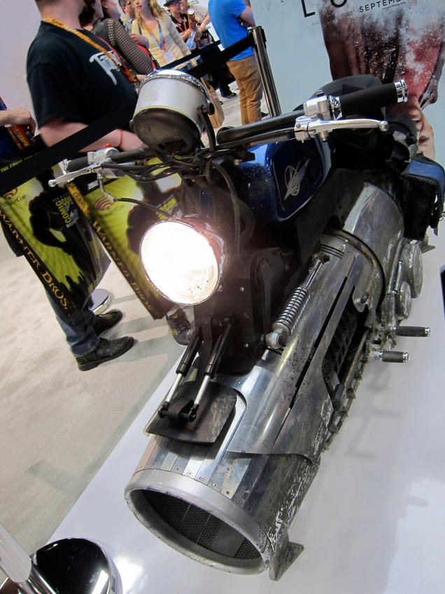 The Most Sensational Sights (and Best Things to Buy) on the Comic-Con Floor