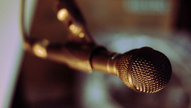 How Can I Set Up a Home Recording Studio on the Cheap?