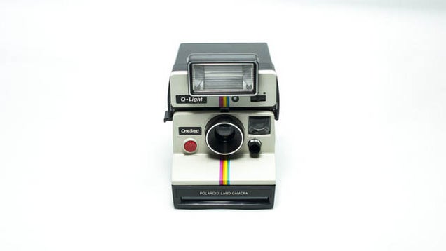 Rebel Against Instagram With a Vintage Polaroid Camera