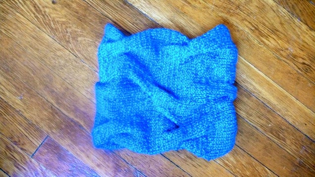 How To Knit A Burberry-Inspired Cowl
