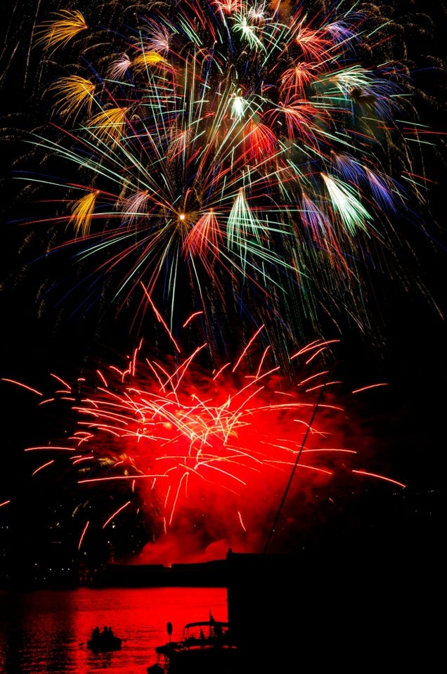 75 Explosive Photos of Fireworks