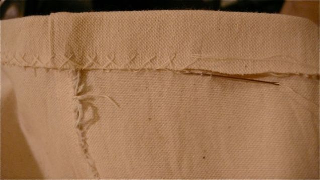 How To Make A Pair Of White Short-Shorts