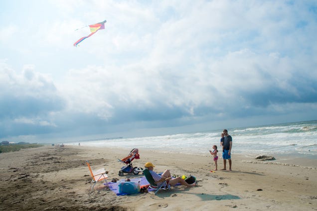 25 Sizzling Photos Of Summer