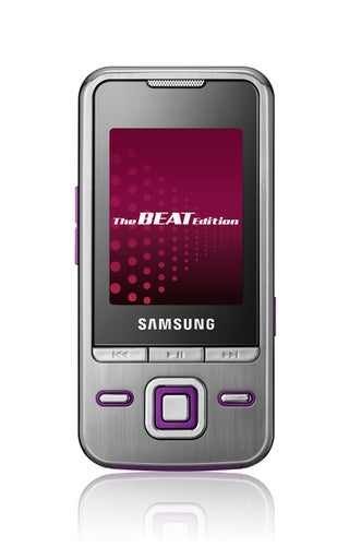 Samsung Puts Stupid Motion Control in Music Phones, Thinks It's a Great Idea