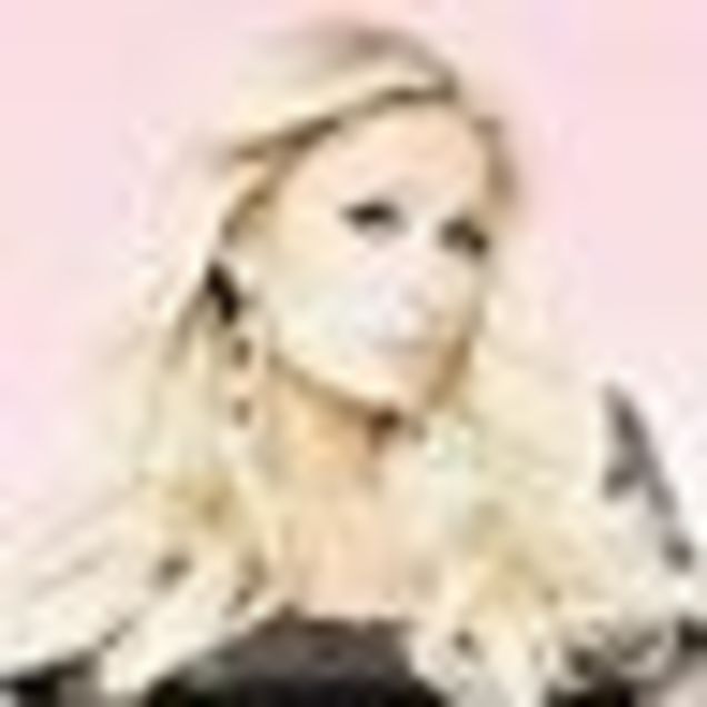 Lisa Rinna Gives Celebrity Marital Advice