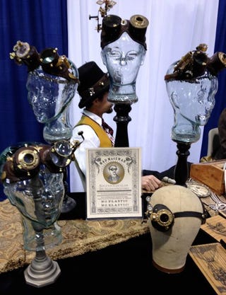 Best Of The WonderCon Floor: Superhero Undies, Evel Knievel Fett and More!