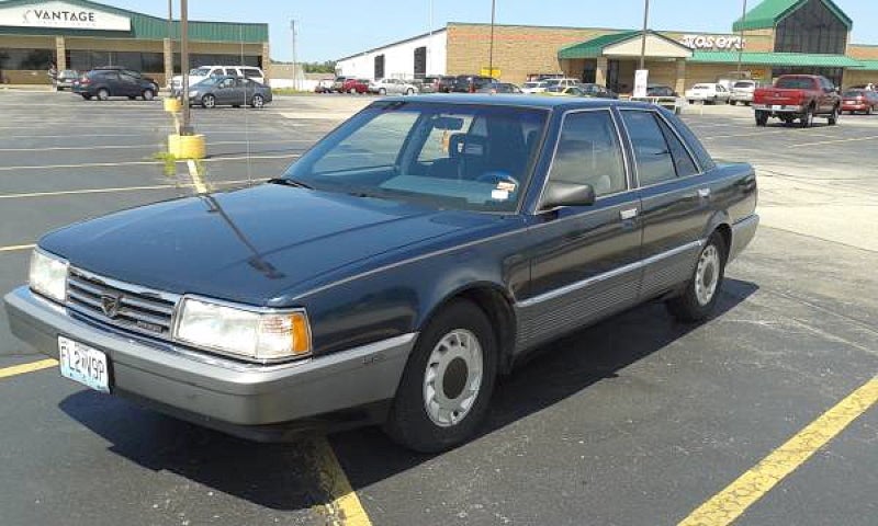 For $2,500, Would You Fly With This 1989 Eagle Premier ES?