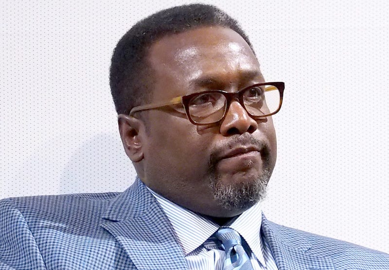 Eyewitness Says The Wire's Wendell Pierce Charged Into Hotel Room in Fight Over Bernie Sanders