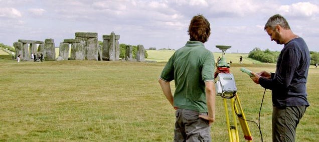 Descubren una enorme estructura de piedras enterrada bajo Stonehenge