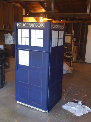 TARDIS Refrigerator will keep your fish sticks and custard fresh