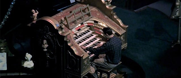 You must watch this amazing guy playing Star Wars on a pipe organ