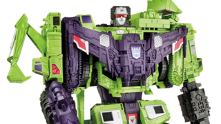<i>Transformer</i>'s Most Fearsome Combiner Team Finally Gets Its Due