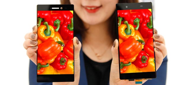 LG's New Smartphone Display Has the World's Thinnest 0.7mm Bezel