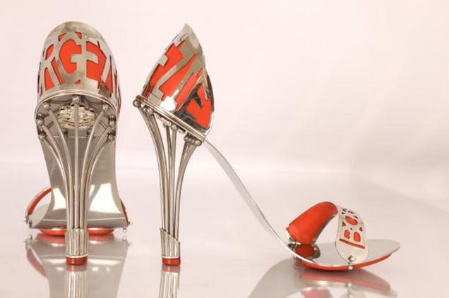 'World's Most Comfortable' Heel Guaranteed to Last A Thousand Years