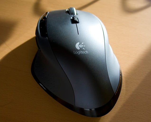 Logitech MX 1100 Mouse Review (Verdict: Our Favorite Mouse Ever)