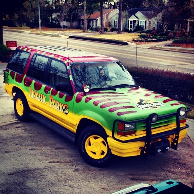 How To Build A Painstakingly Perfect Jurassic Park Ford Explorer