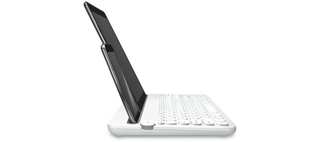 Logitech's New Bluetooth Keyboard Docks Tablet and Phone at Once