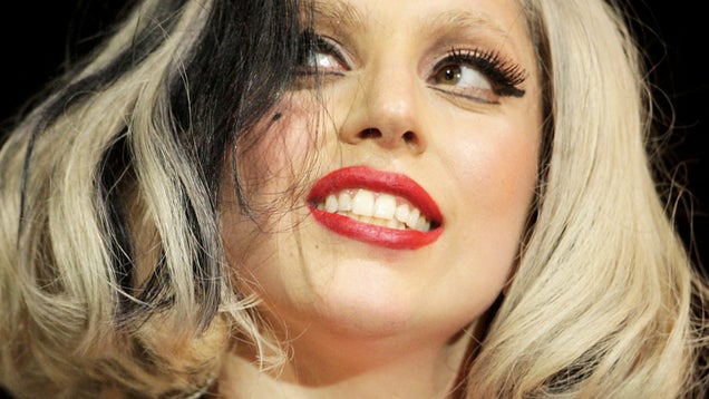 What is America's Fetish This Week? Great White Teeth