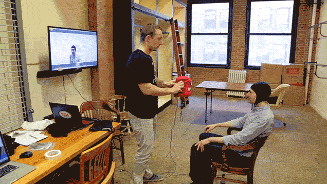 Trying Out a 3D-Scanner That Makes Helmets Custom-Molded to Your Head