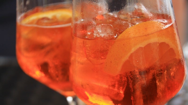 Take Your Booze Outdoors with a Simple Summer Spritz