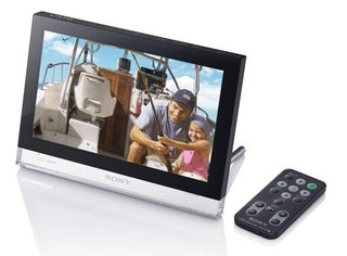 Sony Vaio Photo Frame Brings Internet Radio, RSS News to Your Mantlepiece