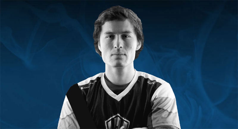 Pro Gamer Phillip “Phizzurp” Klemenov Killed In Car Crash