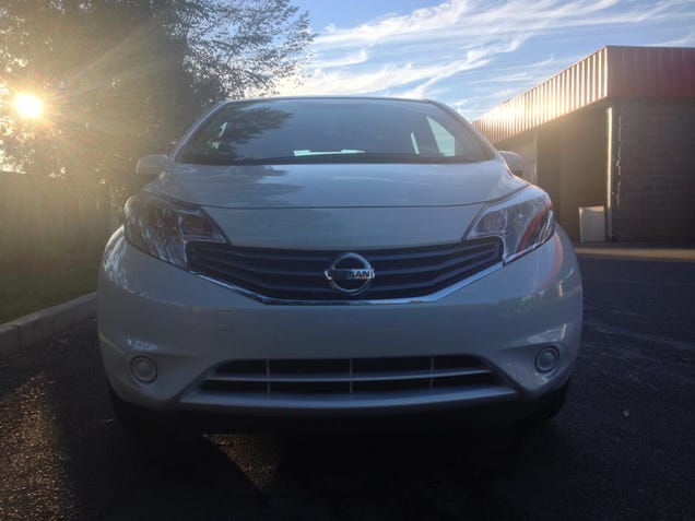 How to remove nissan versa hubcaps #2