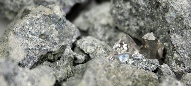 Researchers Develop a Way to X-Ray Rocks To Find Hidden Diamonds