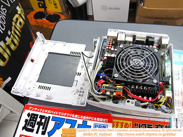 Oh Yes, A Dreamcast PC With Blu-ray