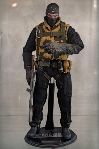 Custom Metal Gear Figures are the Very Definition of Badass