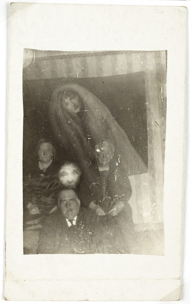 The Goofiest Old Timey Spirit Portraits Ever Photographed