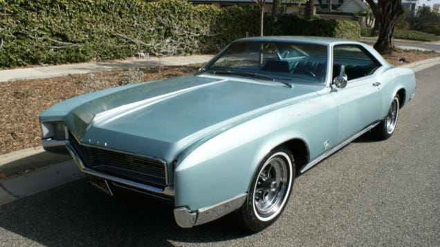 Used Car Face Off: AMC Ambassador Vs. Buick Riviera