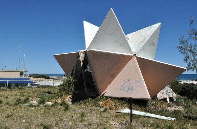 King Neptune still reigns over Western Australia's abandoned marine park